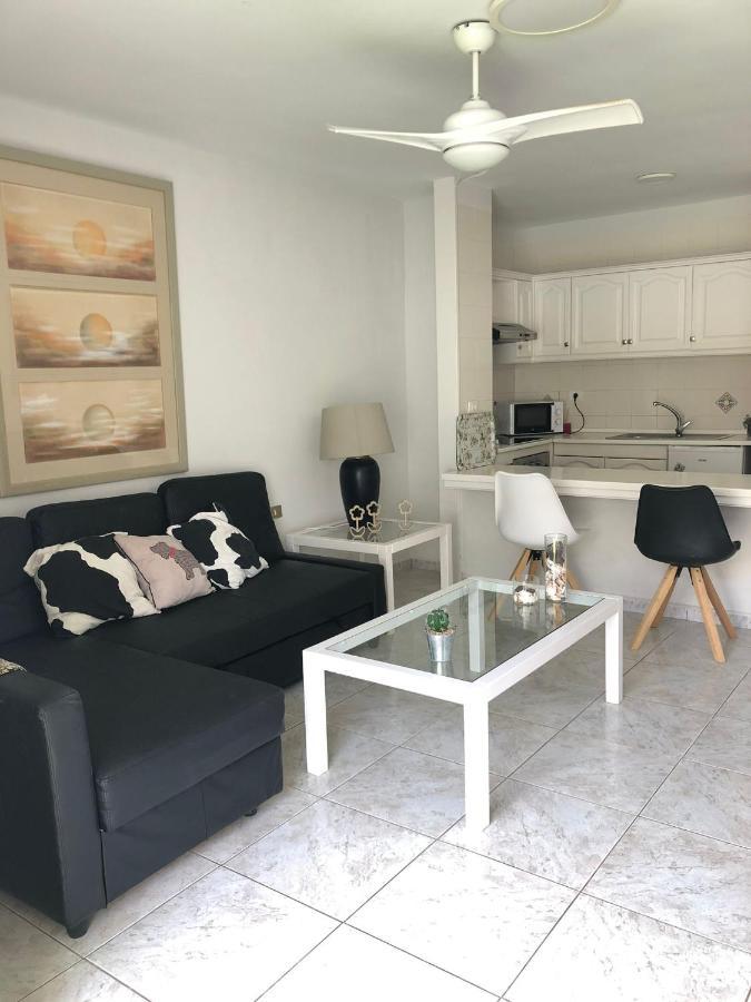 Apartamento De 1 Dormitorio En Victoria Court 2 Los Cristianos. Los Cristianos  Eksteriør billede